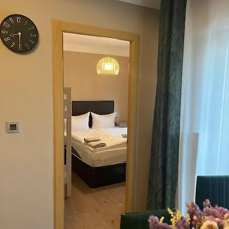 Nadiya App Pool, Parking Apartament *